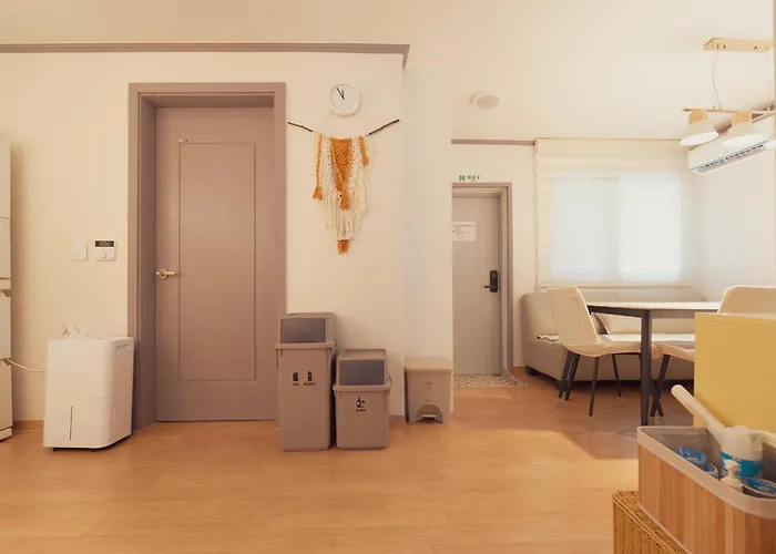 Apartment Station On Foot Private Entrance Maximum 7 People Netflix Free Wifi Comfort *