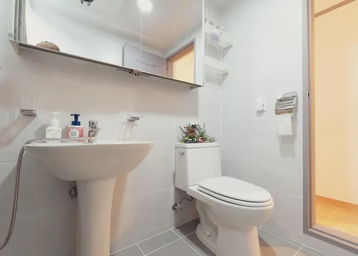 Apartment Station On Foot Private Entrance Maximum 7 People Netflix Free Wifi Comfort *