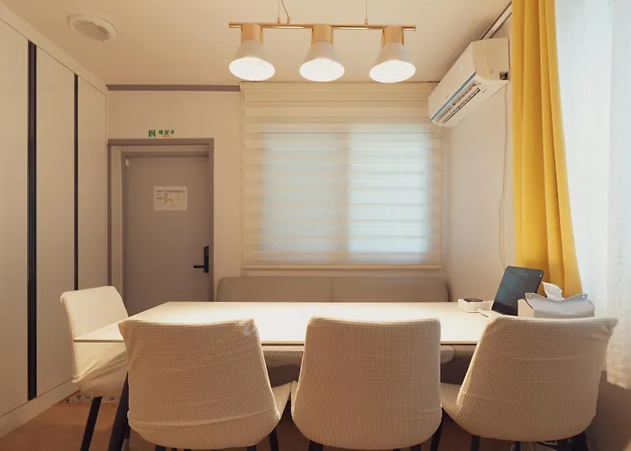 Station On Foot Private Entrance Maximum 7 People Netflix Free Wifi Comfort