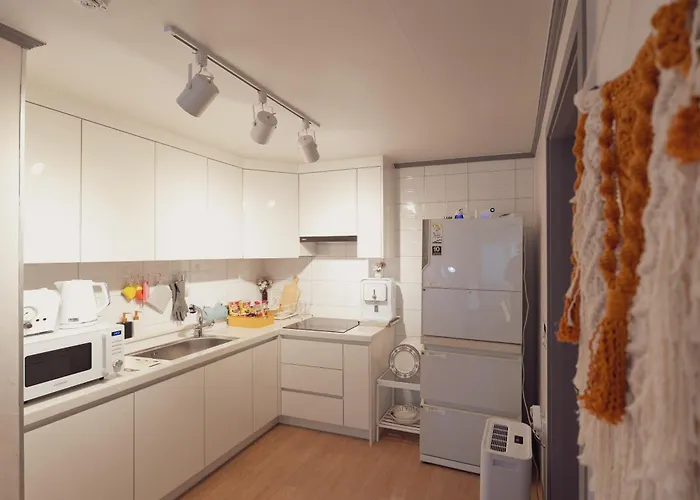 Apartment Station On Foot Private Entrance Maximum 7 People Netflix Free Wifi Comfort Seoul