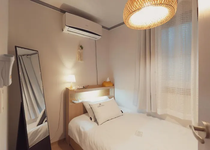 Station On Foot Private Entrance Maximum 7 People Netflix Free Wifi Comfort