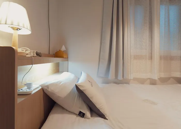 Apartment Station On Foot Private Entrance Maximum 7 People Netflix Free Wifi Comfort *